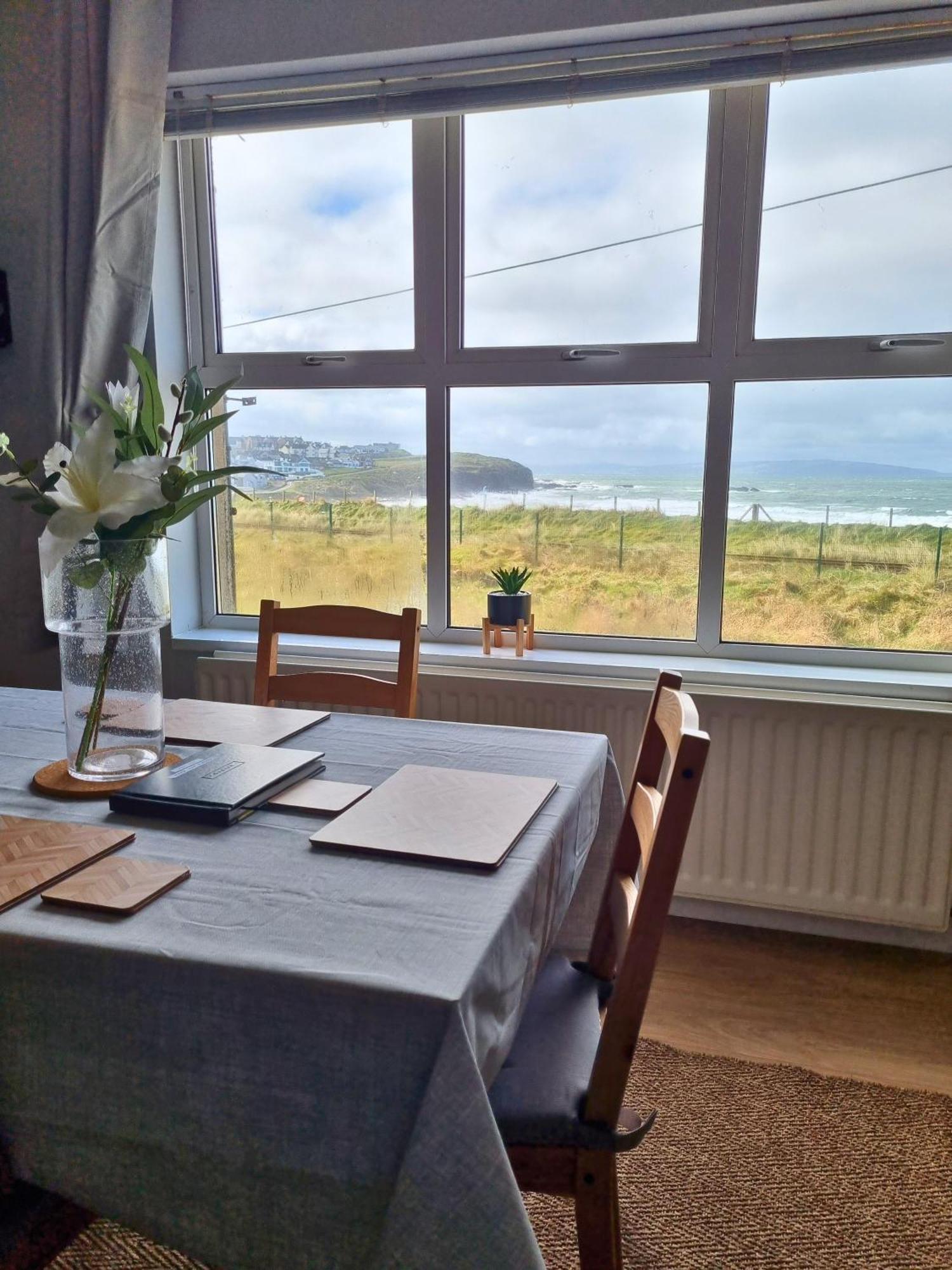 Apartmán 6 Dunluce Park - Portrush By The Sea Exteriér fotografie