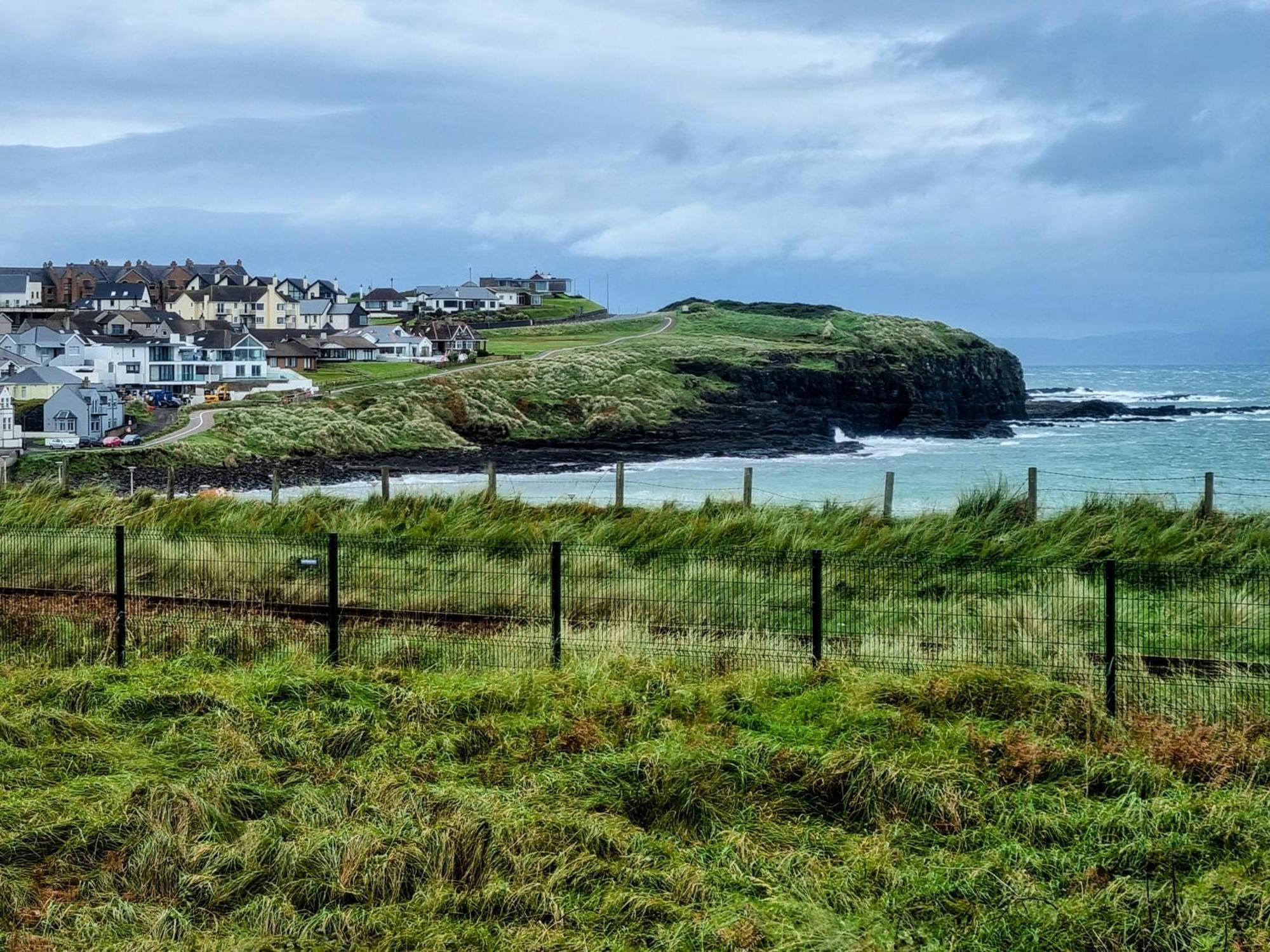 Apartmán 6 Dunluce Park - Portrush By The Sea Exteriér fotografie