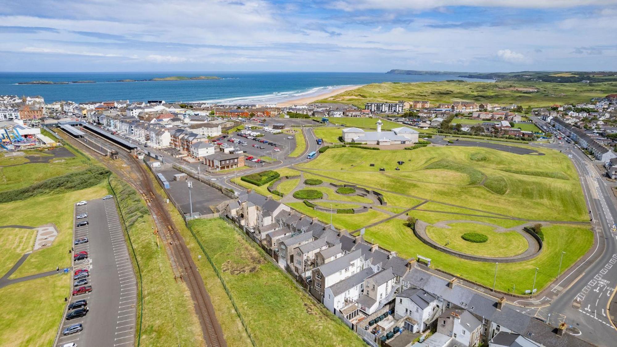 Apartmán 6 Dunluce Park - Portrush By The Sea Exteriér fotografie