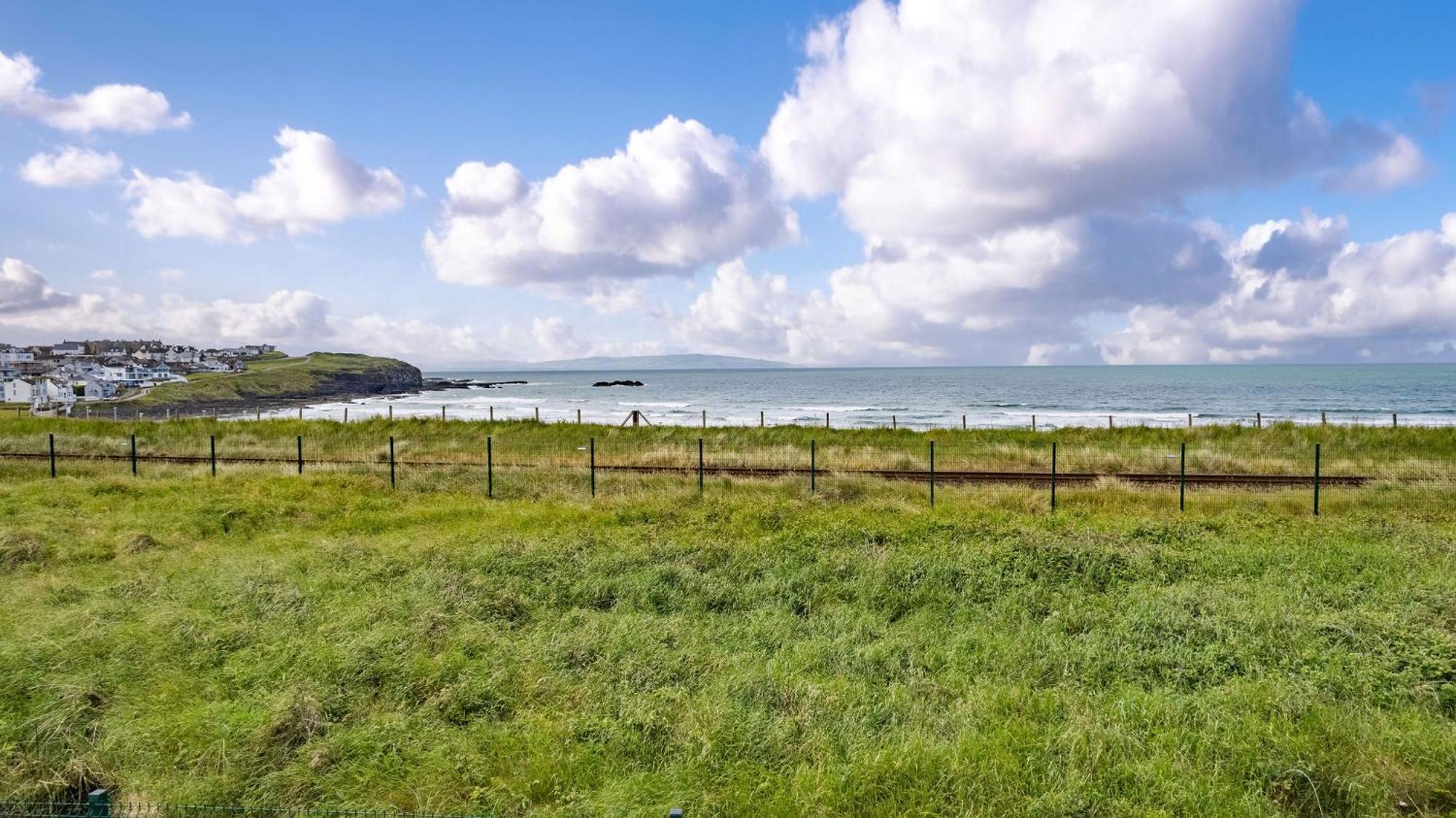 Apartmán 6 Dunluce Park - Portrush By The Sea Exteriér fotografie